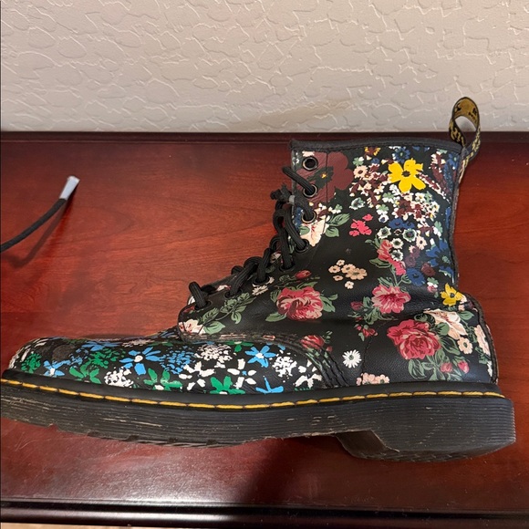Dr Marten Pascal 1460 Floral Boot Womens size 8 EU39 - Picture 7 of 14